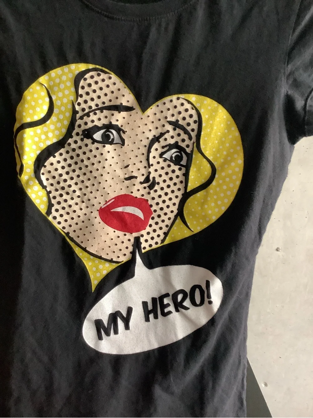 Vintage Y2K Wet Seal My Hero Pop Art Graphic Tee Small - Picture 3 of 8